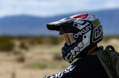 The Ultimate Guide to Custom Motocross Goggles: Performance, Style, and Engineering